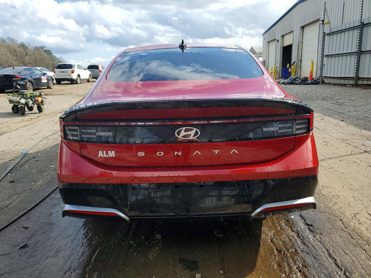 2025 HYUNDAI SONATA SEL photo 11
