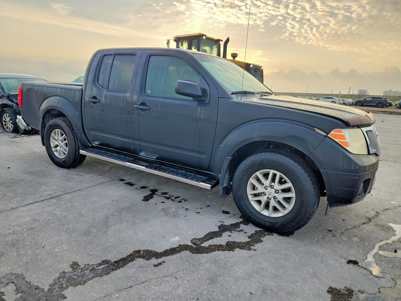2019 NISSAN FRONTIER SV photo 4