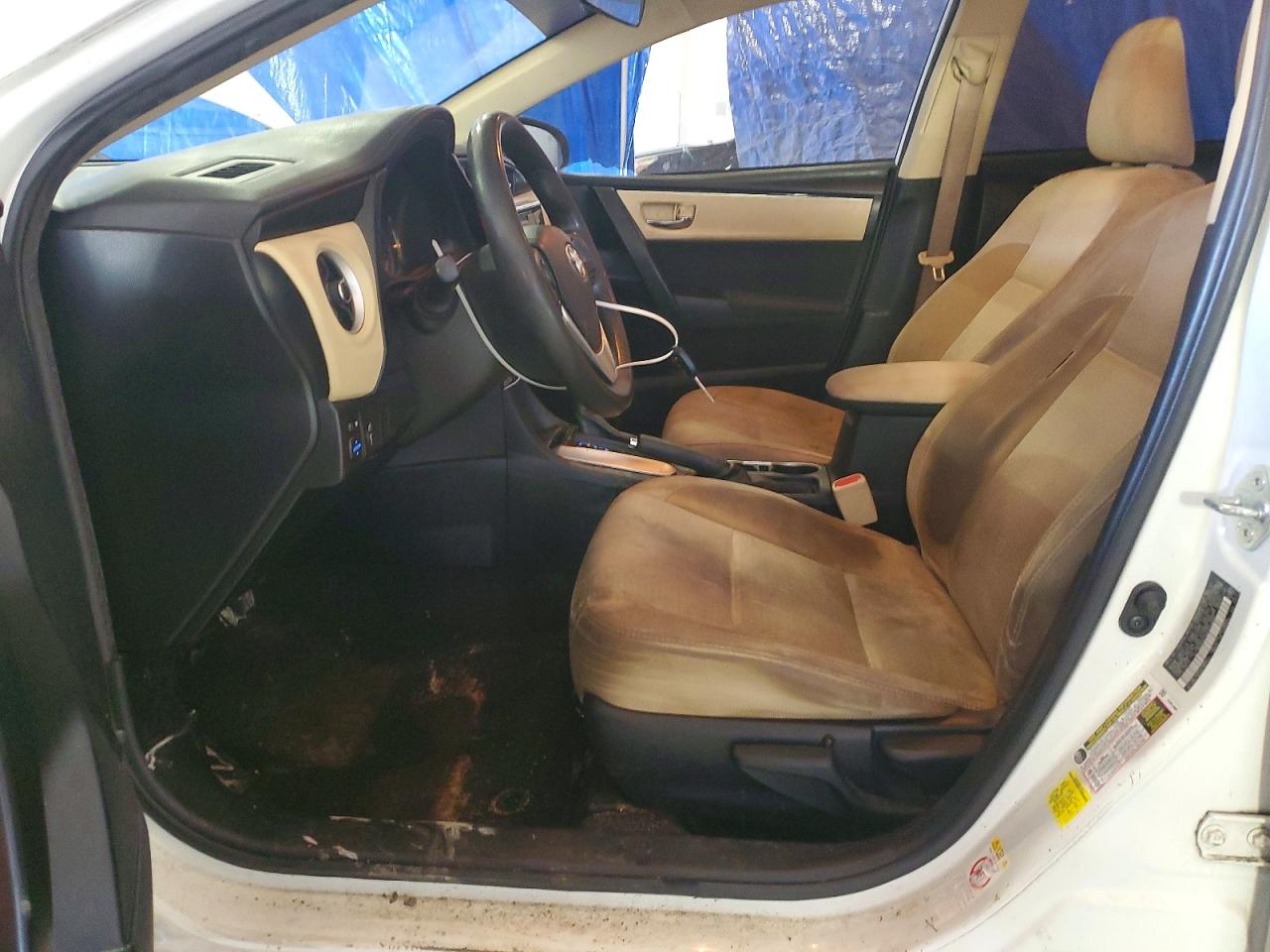 2017 TOYOTA COROLLA LE photo 7