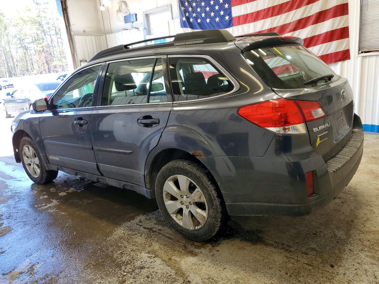 2012 SUBARU OUTBACK 2.5I photo 2