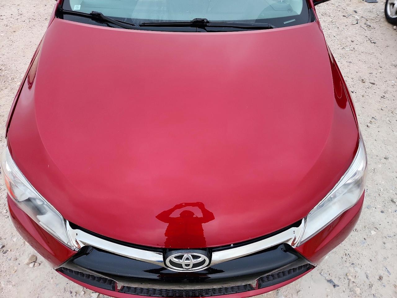 2016 TOYOTA CAMRY SE photo 11