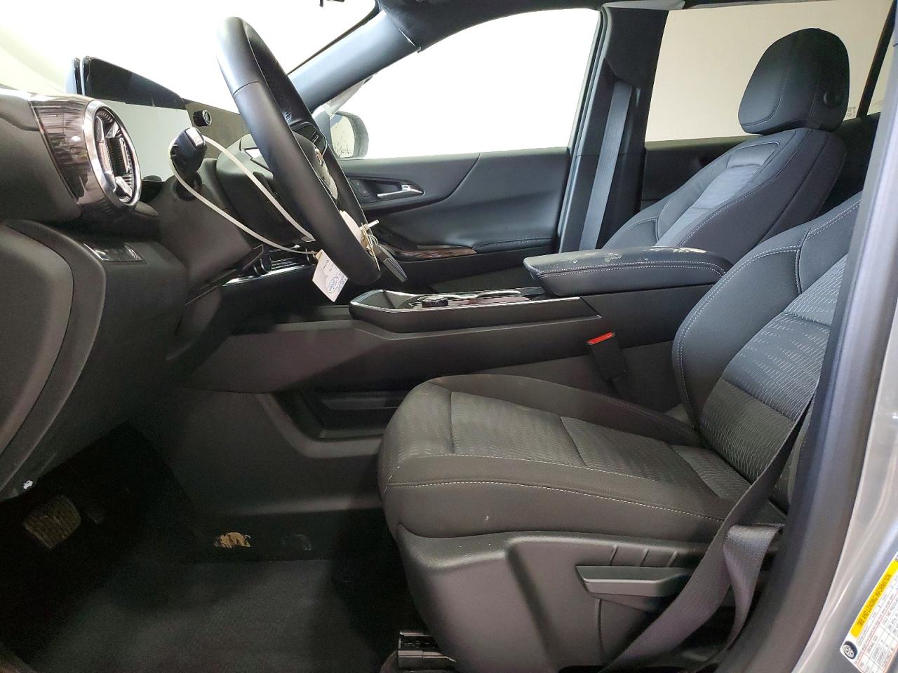 2026 CHEVROLET EQUINOX LT photo 13
