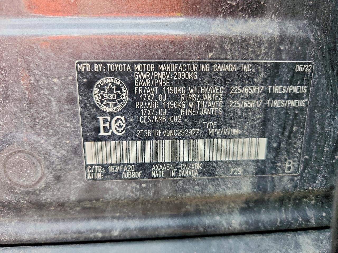 2022 TOYOTA RAV4 LE photo 34