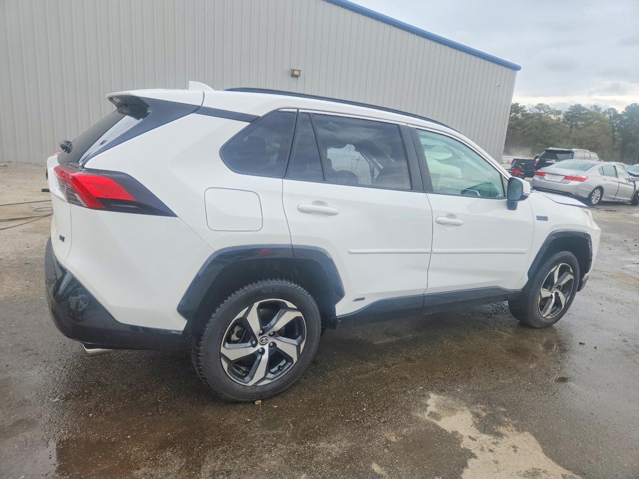 2023 TOYOTA RAV4 PRIME SE photo 5