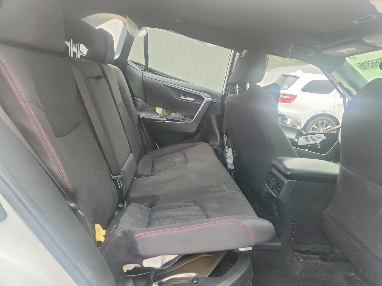 2023 TOYOTA RAV4 PRIME SE photo 21