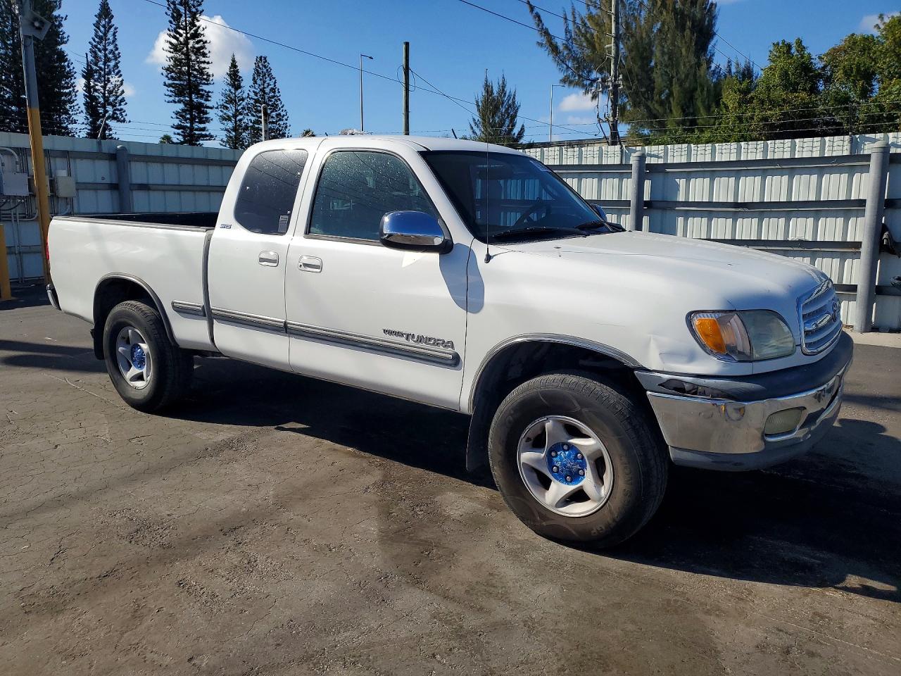 2001 TOYOTA TUNDRA photo 7
