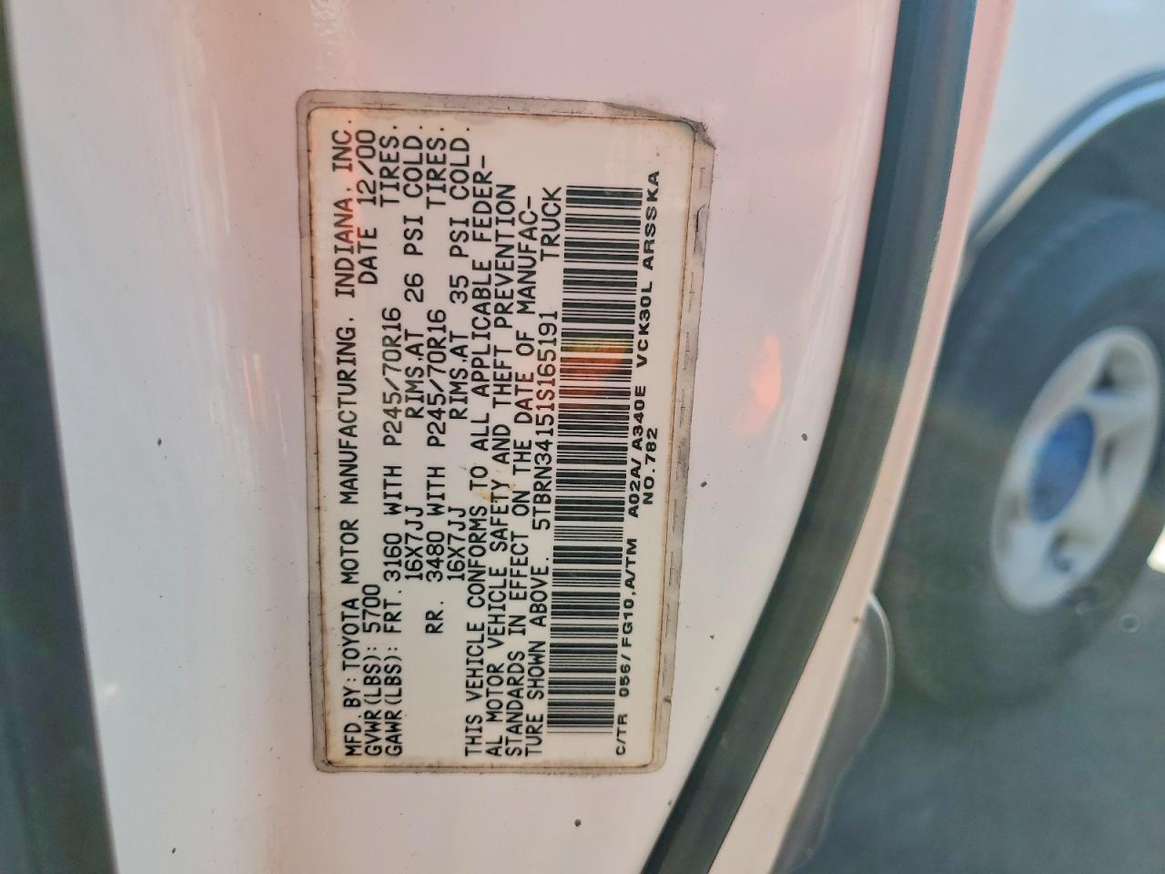 2001 TOYOTA TUNDRA photo 23