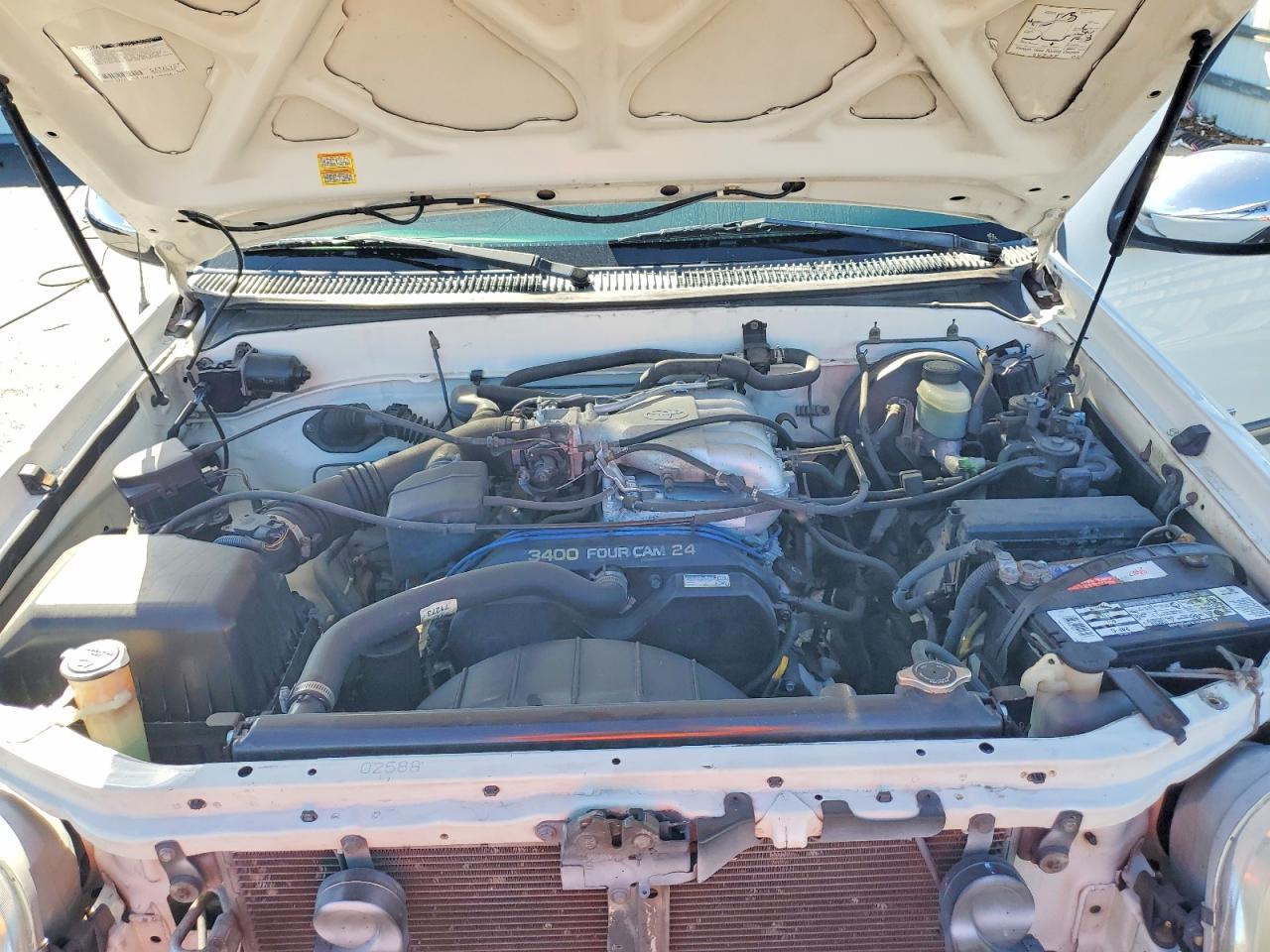2001 TOYOTA TUNDRA photo 21