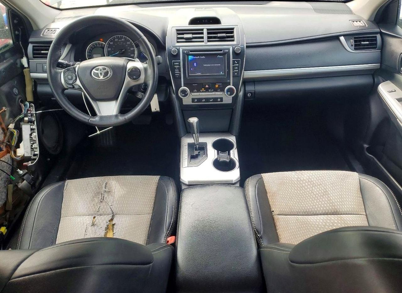 2014 TOYOTA CAMRY SE photo 15