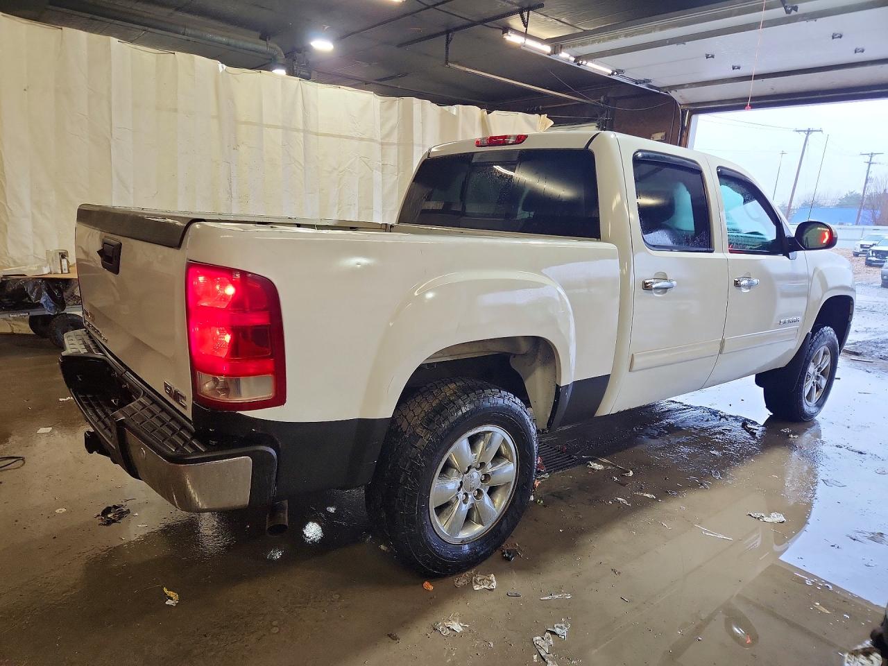 2011 GMC SIERRA K1500 SLT photo 3