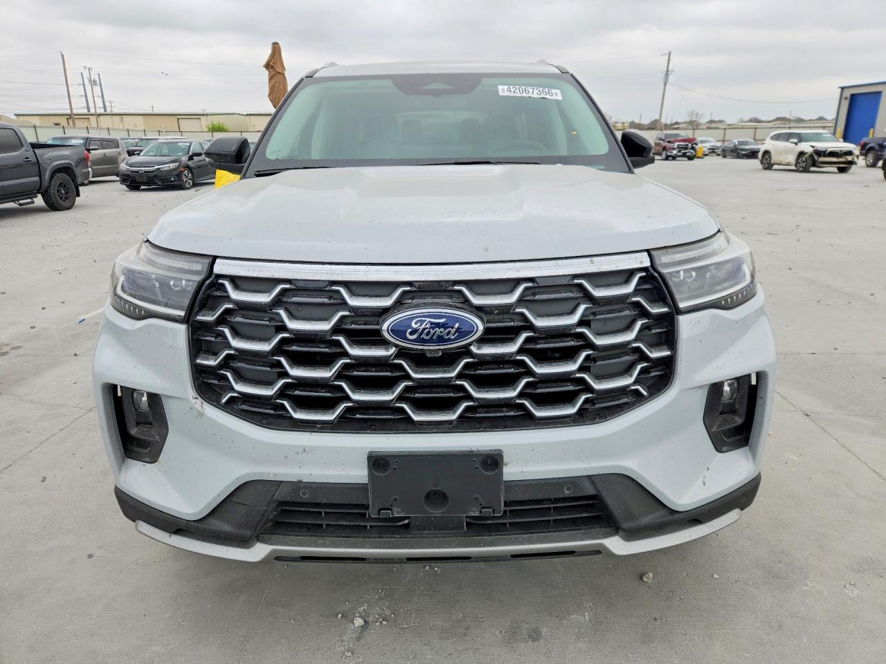 2025 FORD EXPLORER PLATINUM photo 13