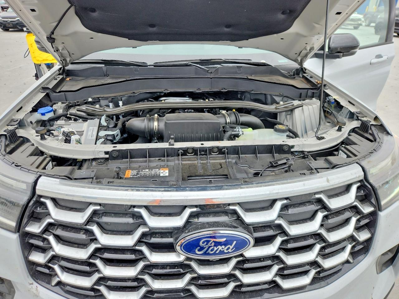 2025 FORD EXPLORER PLATINUM photo 34