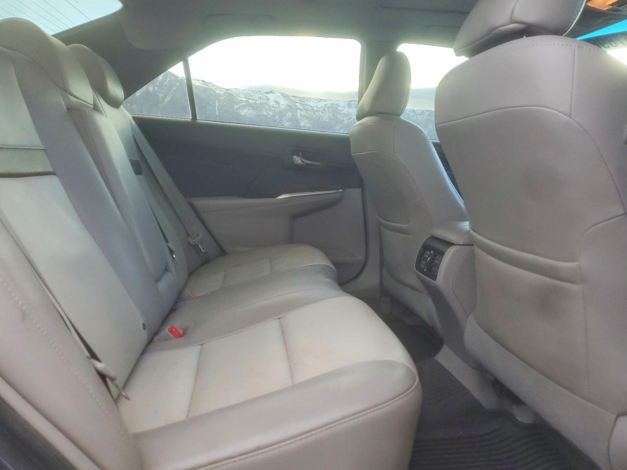 2014 TOYOTA CAMRY XLE V6 photo 10