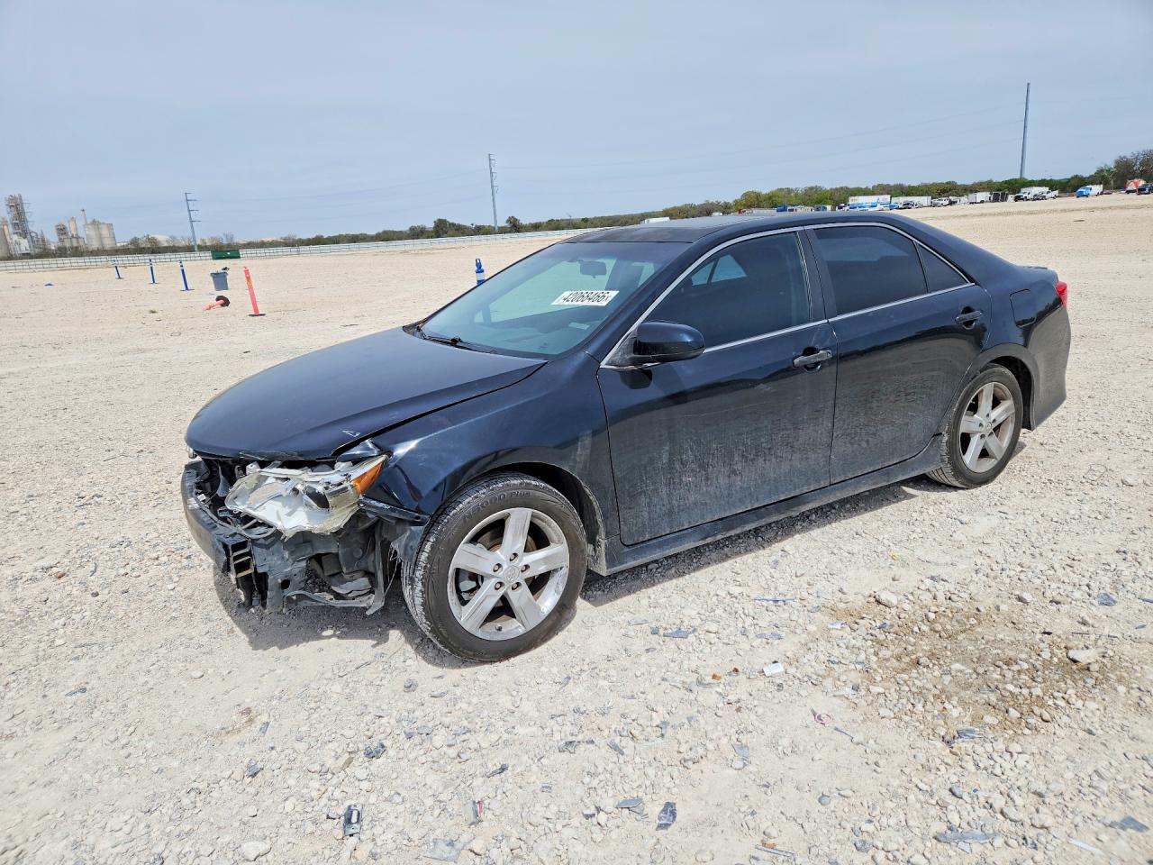 2013 TOYOTA CAMRY
