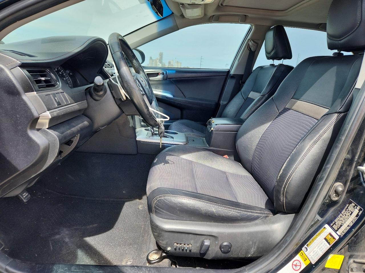 2013 TOYOTA CAMRY SE photo 7