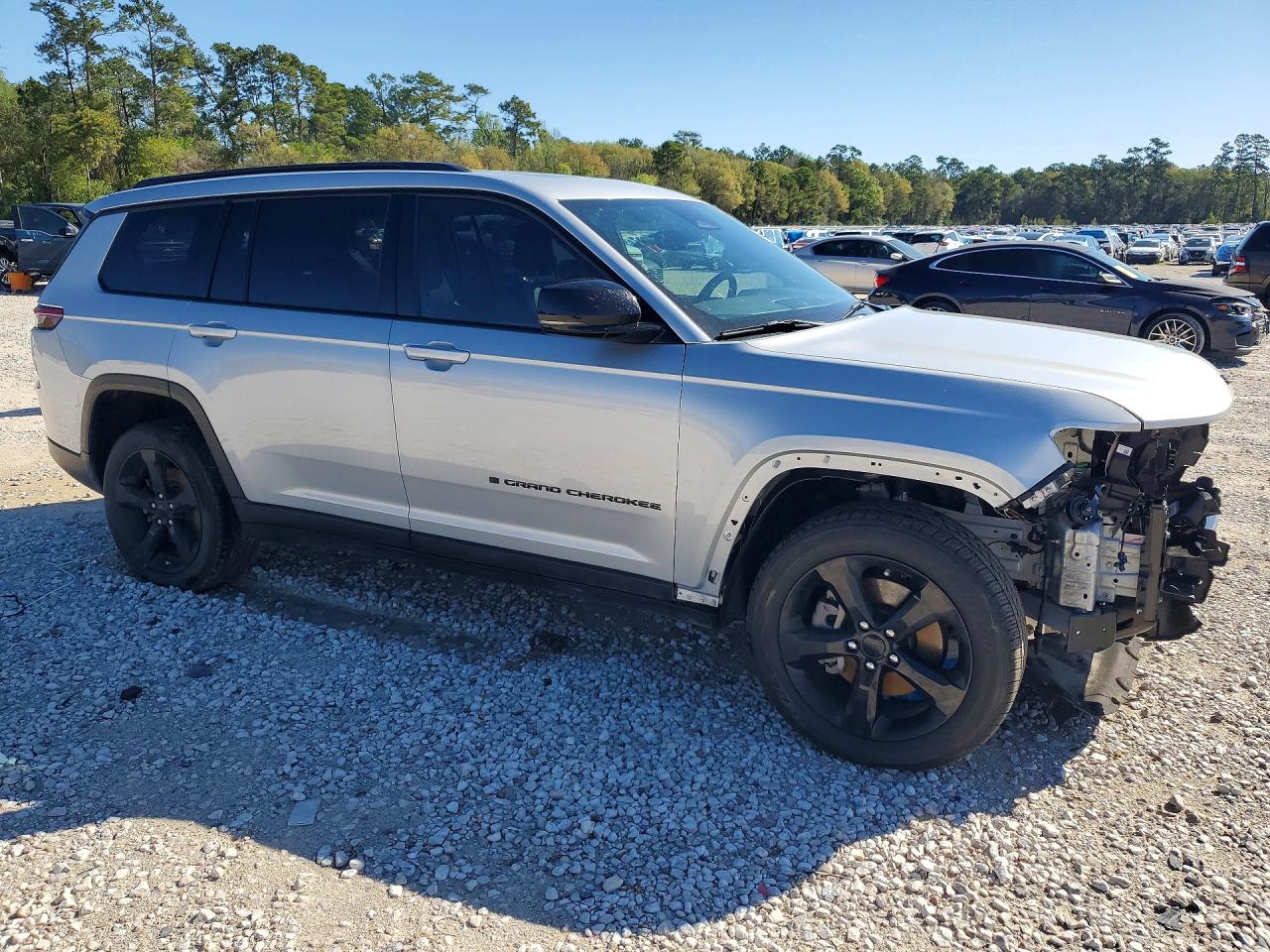 2024 JEEP GRAND CHEROKEE L LAREDO photo 10