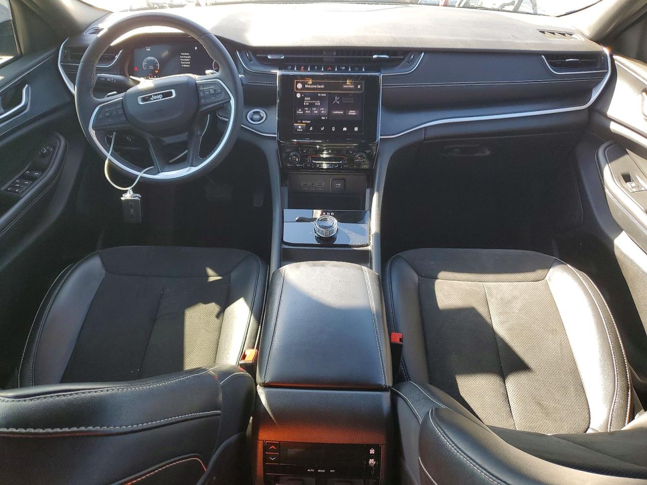 2024 JEEP GRAND CHEROKEE L LAREDO photo 22