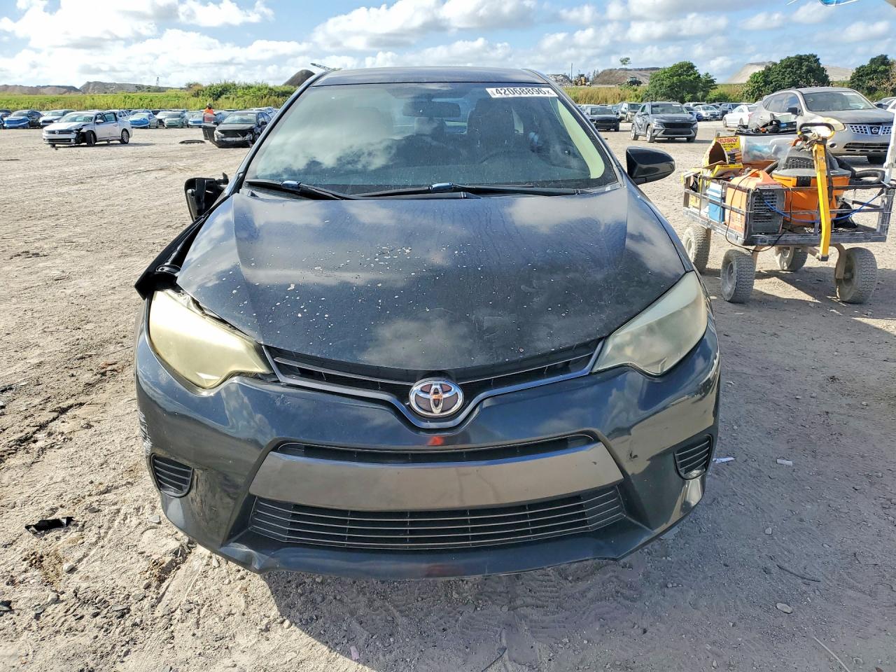 2015 TOYOTA COROLLA LE photo 13
