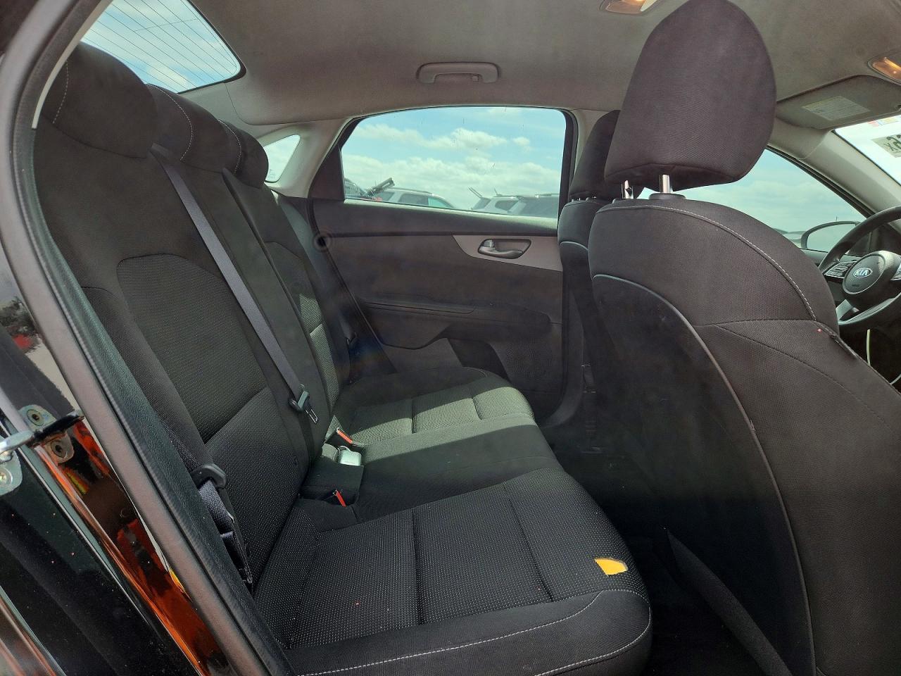 2020 KIA FORTE LXS photo 19