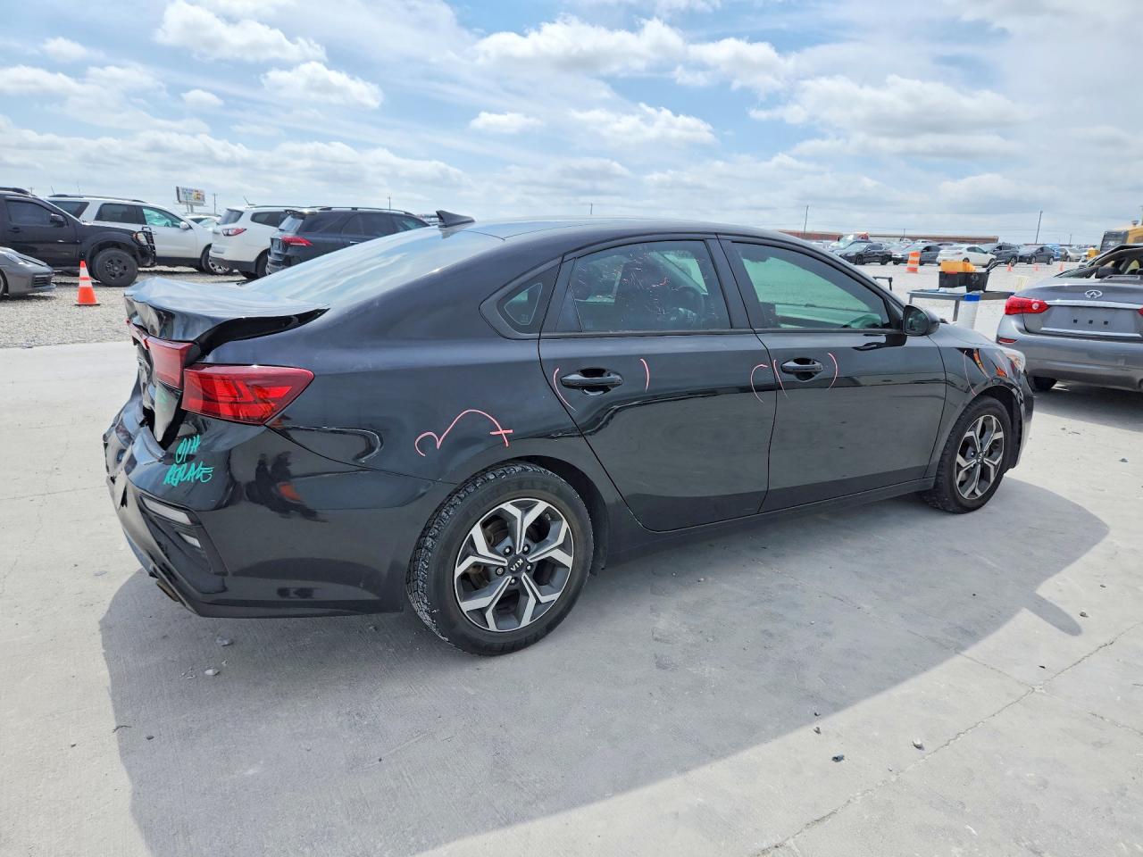 2020 KIA FORTE LXS photo 5