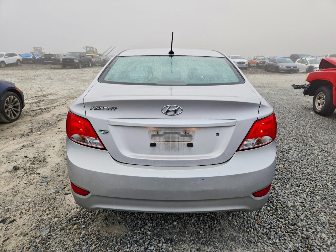 2017 HYUNDAI ACCENT SE photo 6