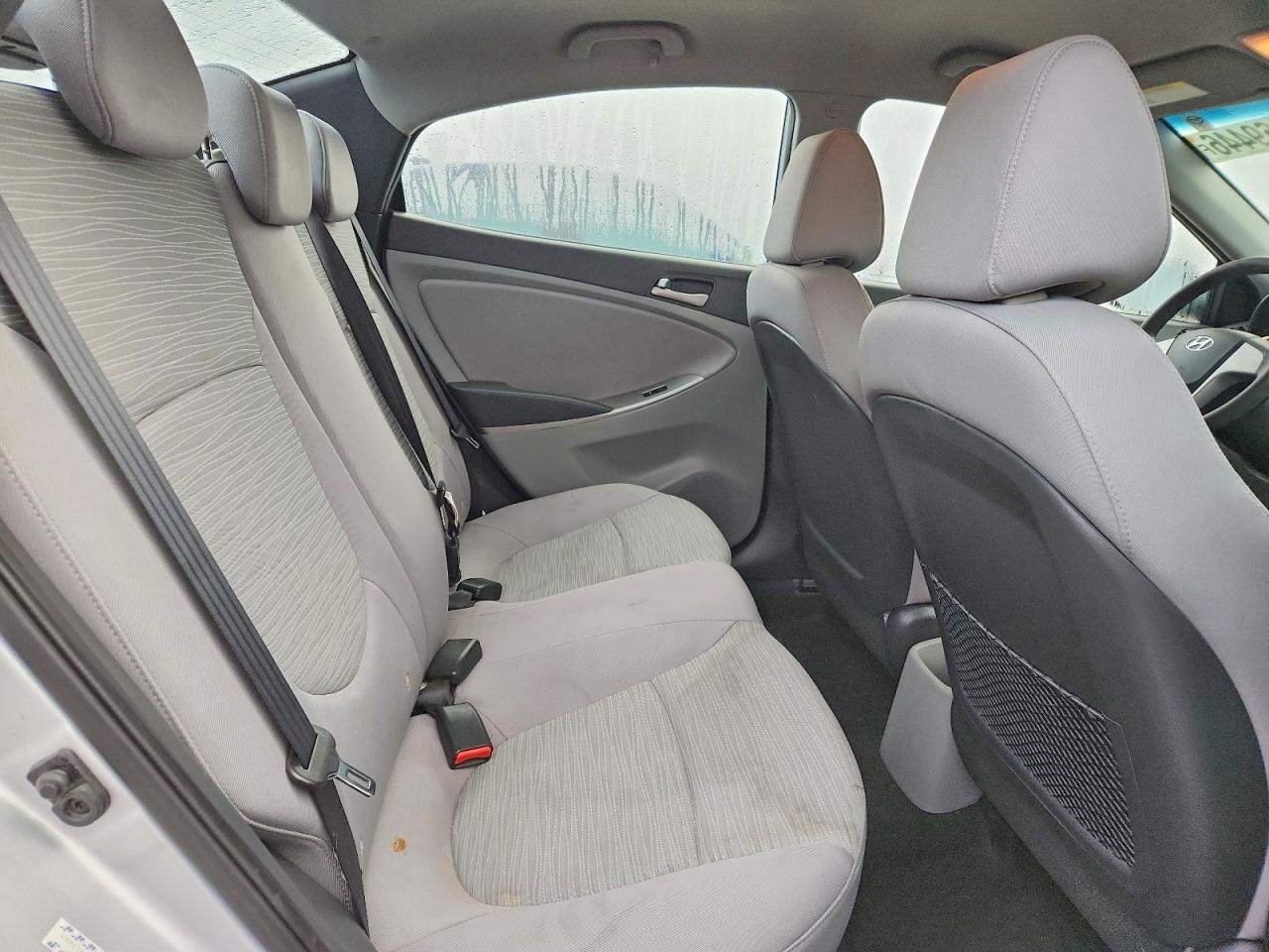 2017 HYUNDAI ACCENT SE photo 10