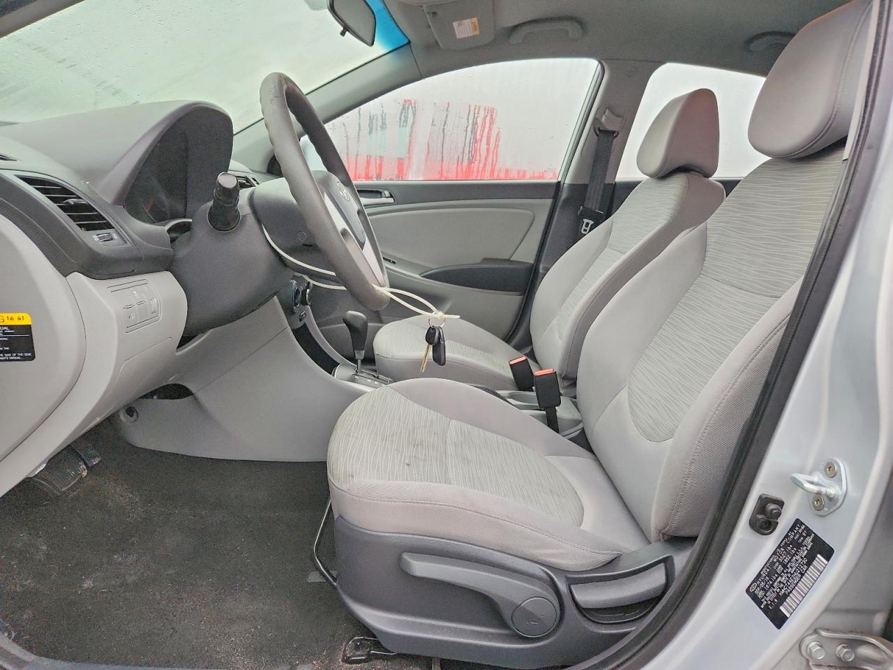 2017 HYUNDAI ACCENT SE photo 7