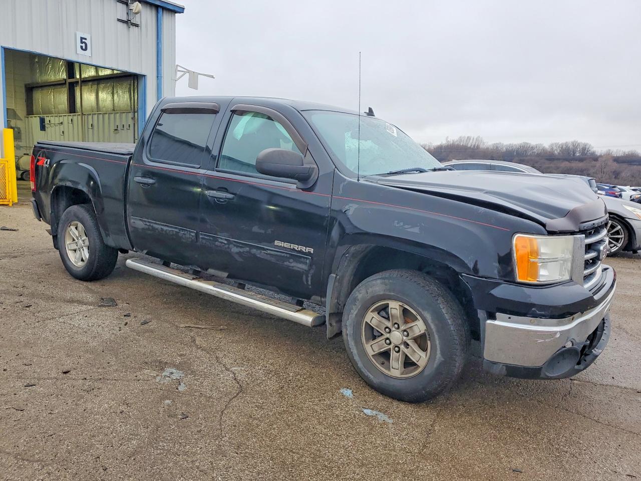 2012 GMC SIERRA K1500 SLE photo 4