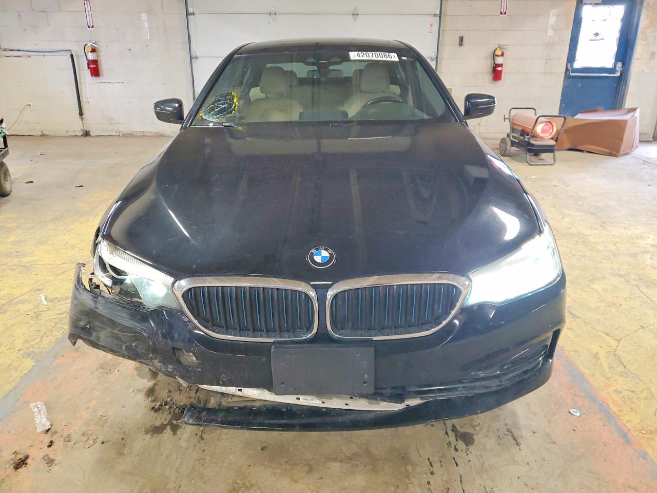 2019 BMW 530E photo 5