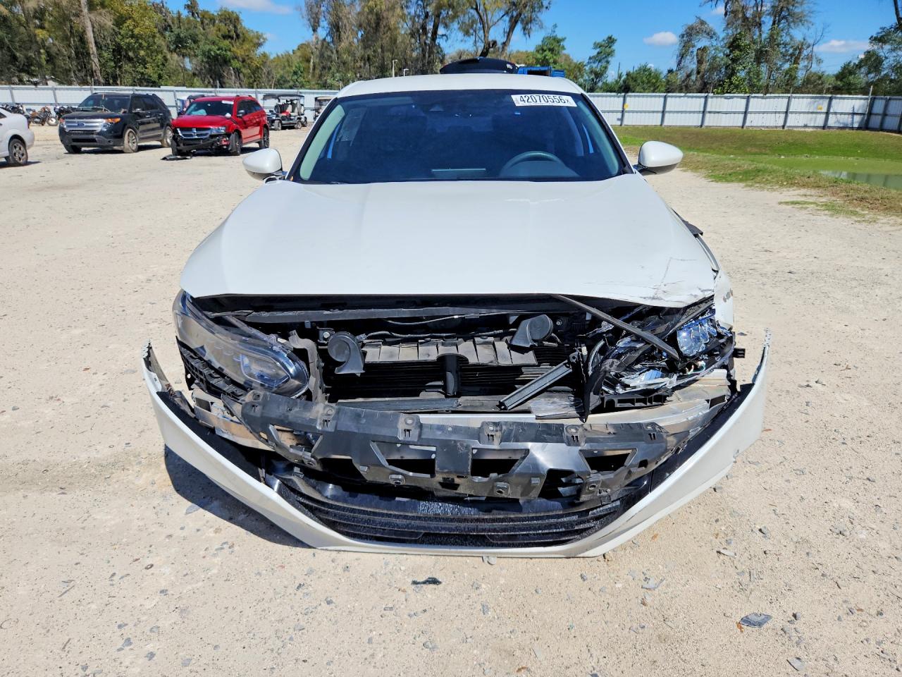 2018 HONDA ACCORD HYBRID photo 5
