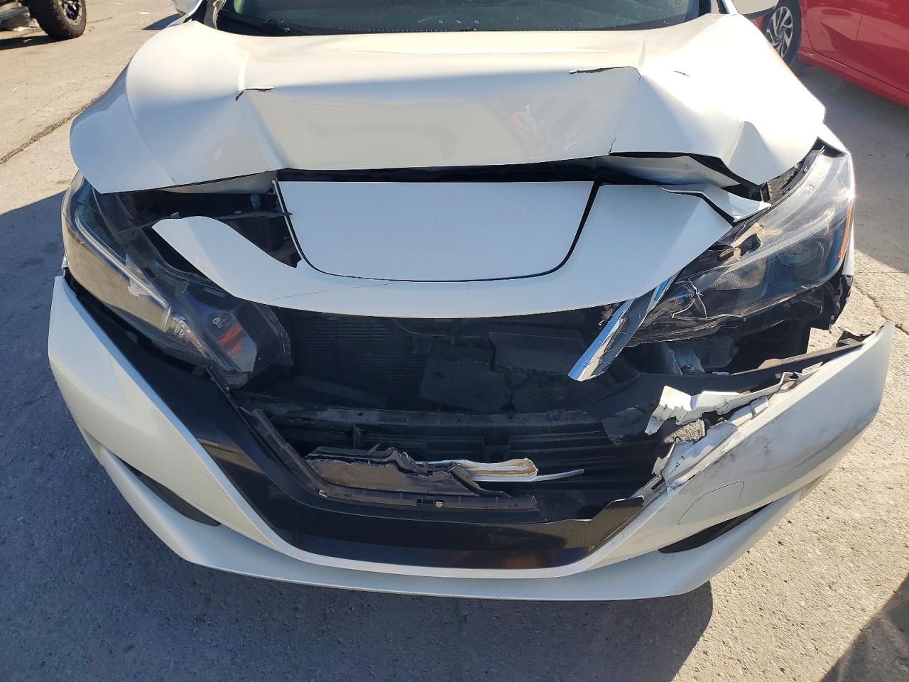 2019 NISSAN LEAF SV photo 11