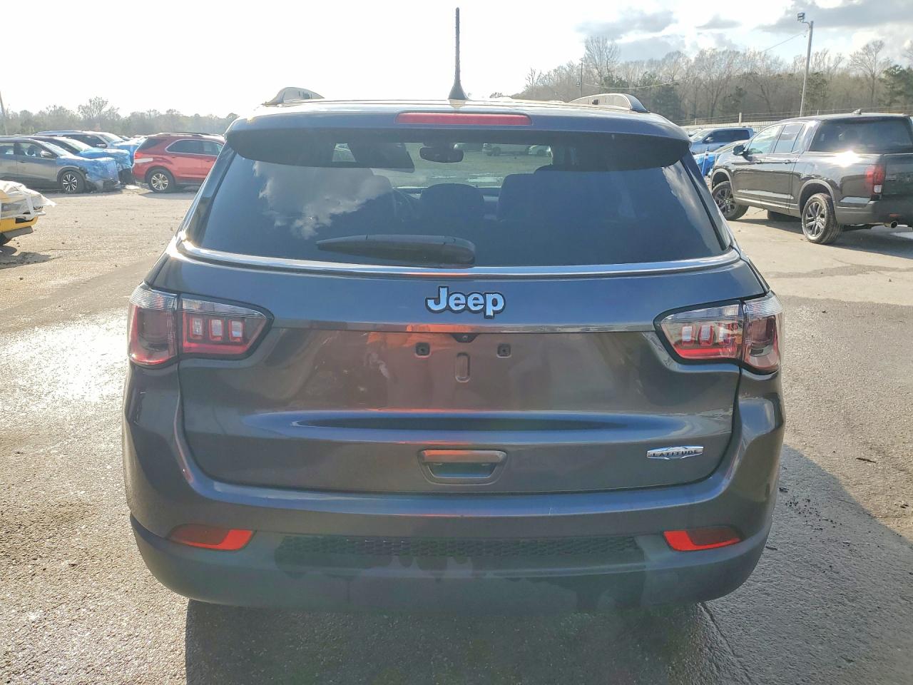 2022 JEEP COMPASS LATITUDE photo 11