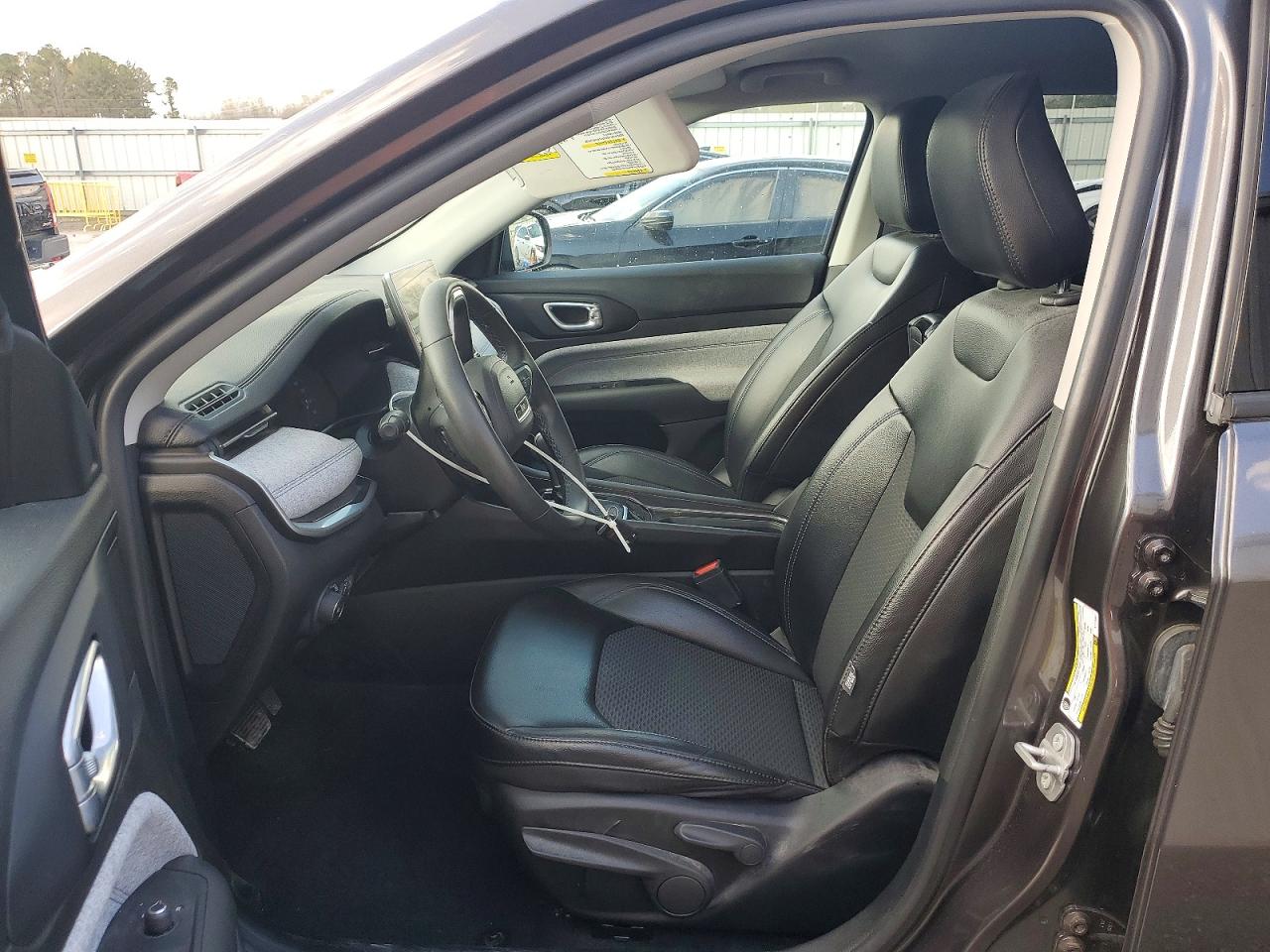 2022 JEEP COMPASS LATITUDE photo 13