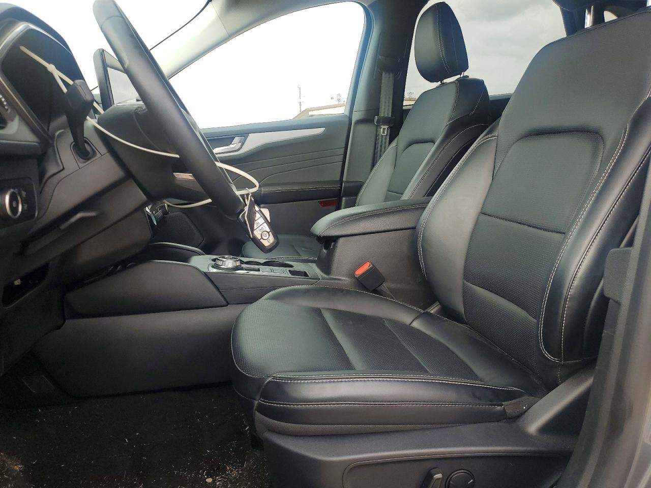2025 FORD ESCAPE PLATINUM photo 13