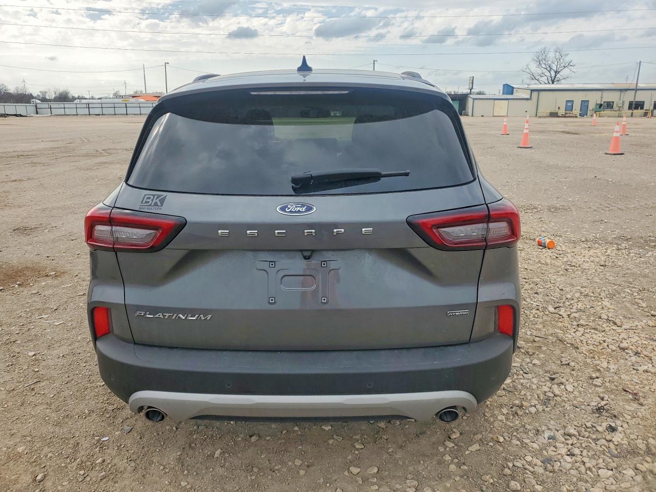 2025 FORD ESCAPE PLATINUM photo 11