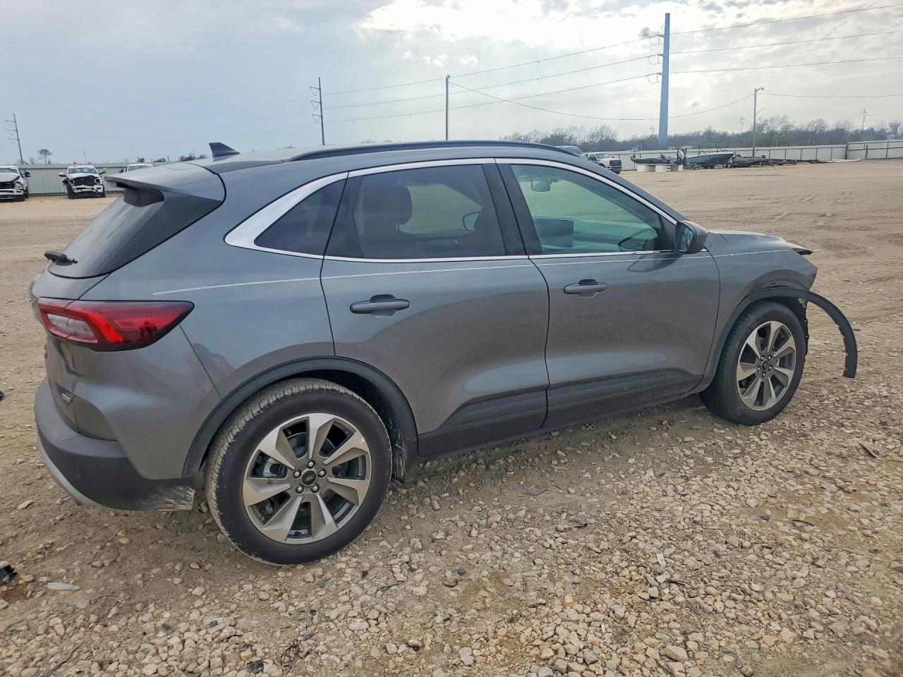 2025 FORD ESCAPE PLATINUM photo 5