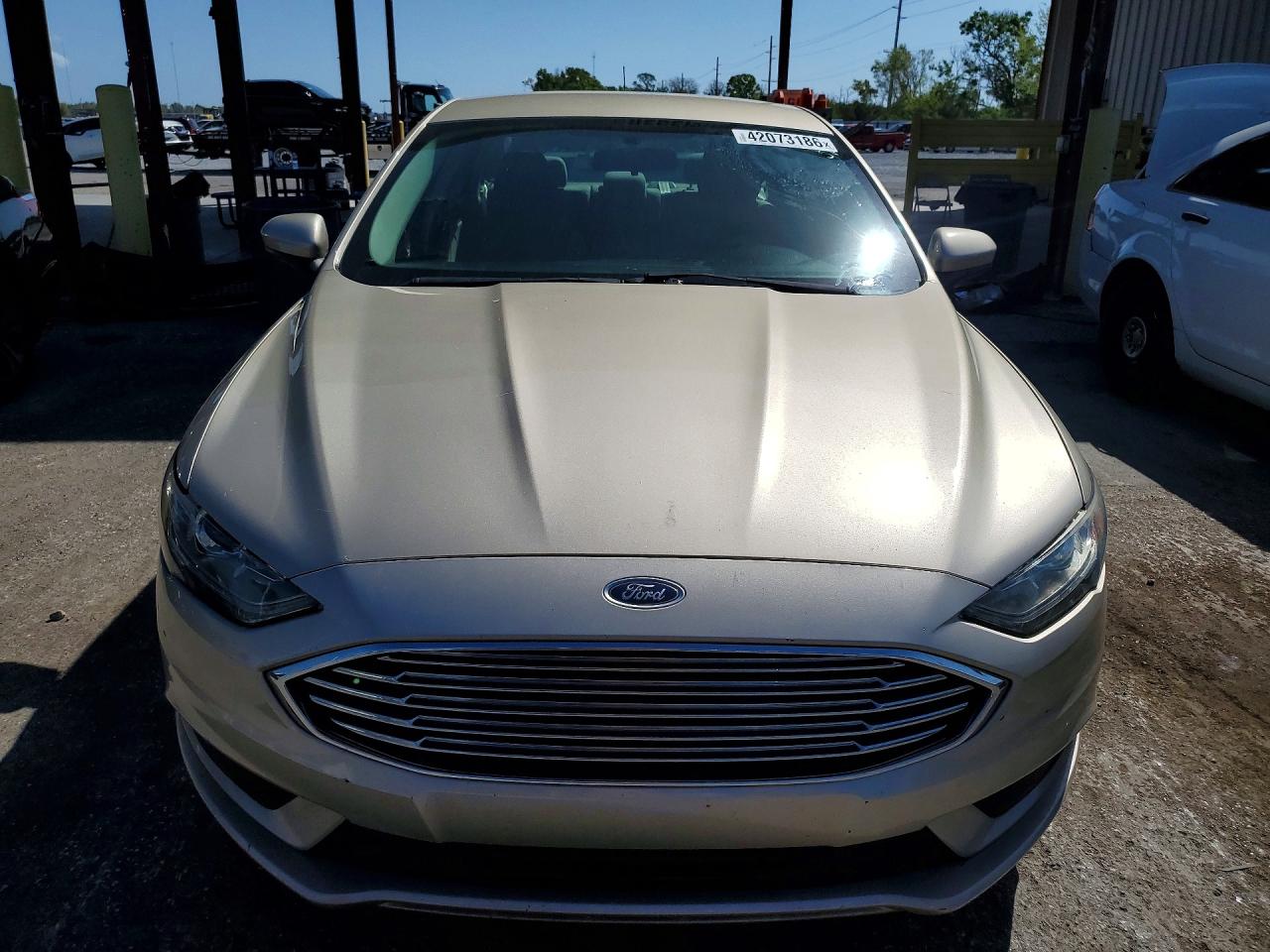 2017 FORD FUSION SE photo 5