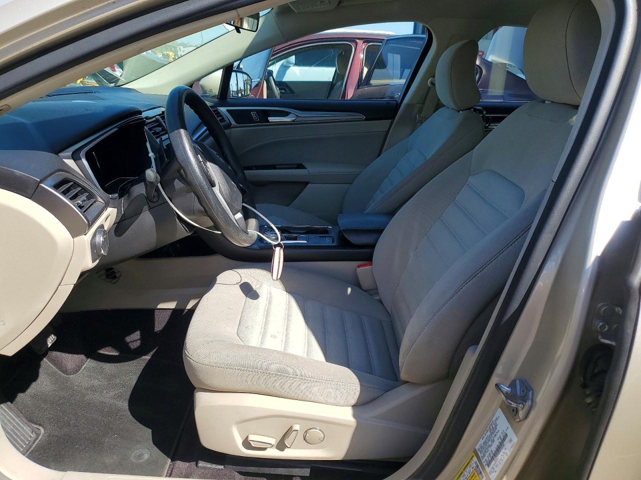 2017 FORD FUSION SE photo 7