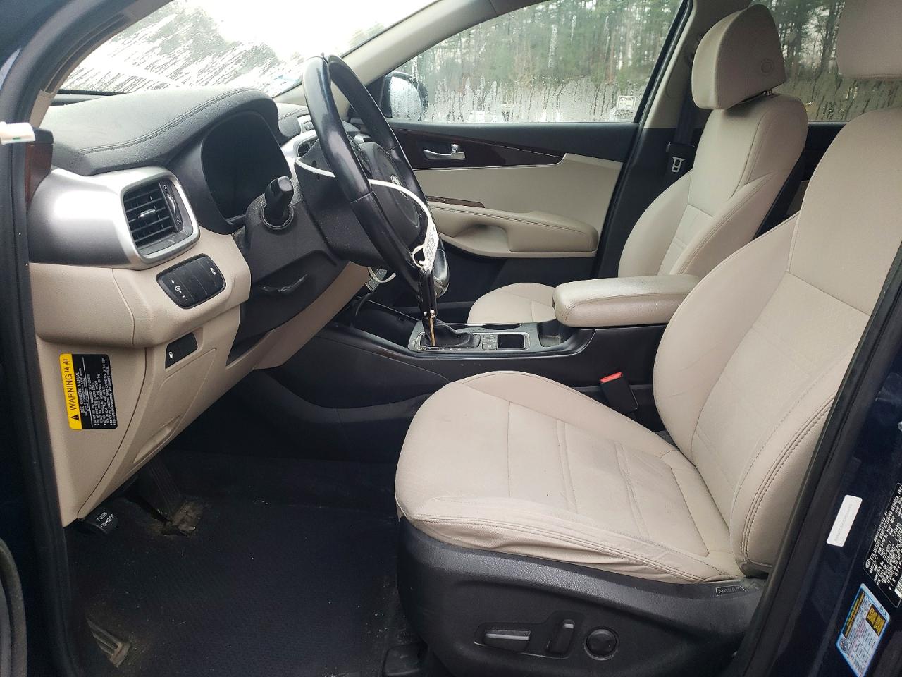 2017 KIA SORENTO LX photo 7