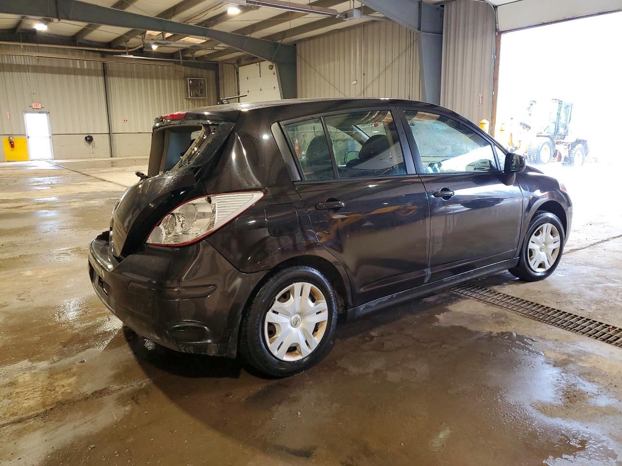 2011 NISSAN VERSA 1.8 S photo 5