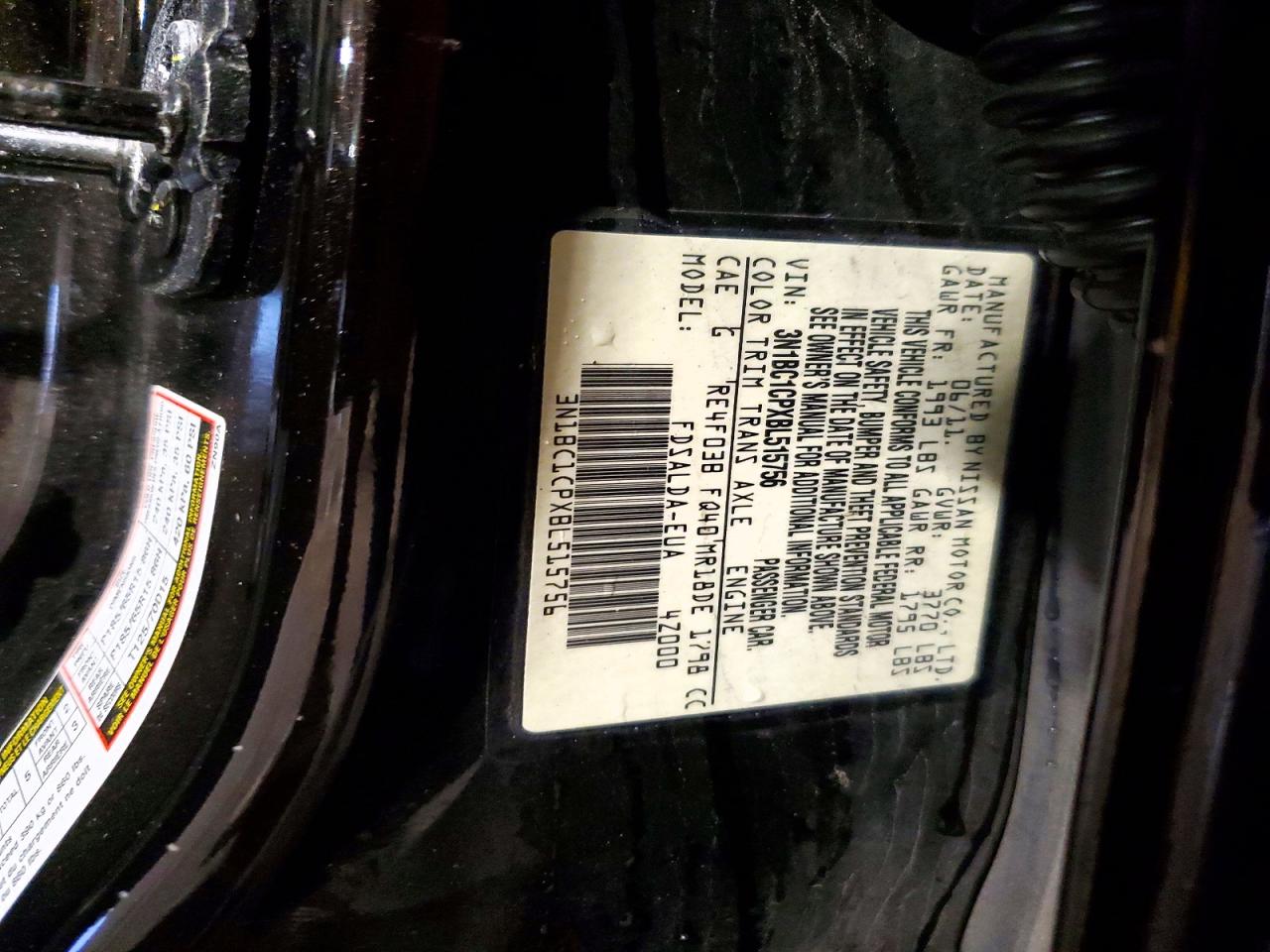 2011 NISSAN VERSA 1.8 S photo 27