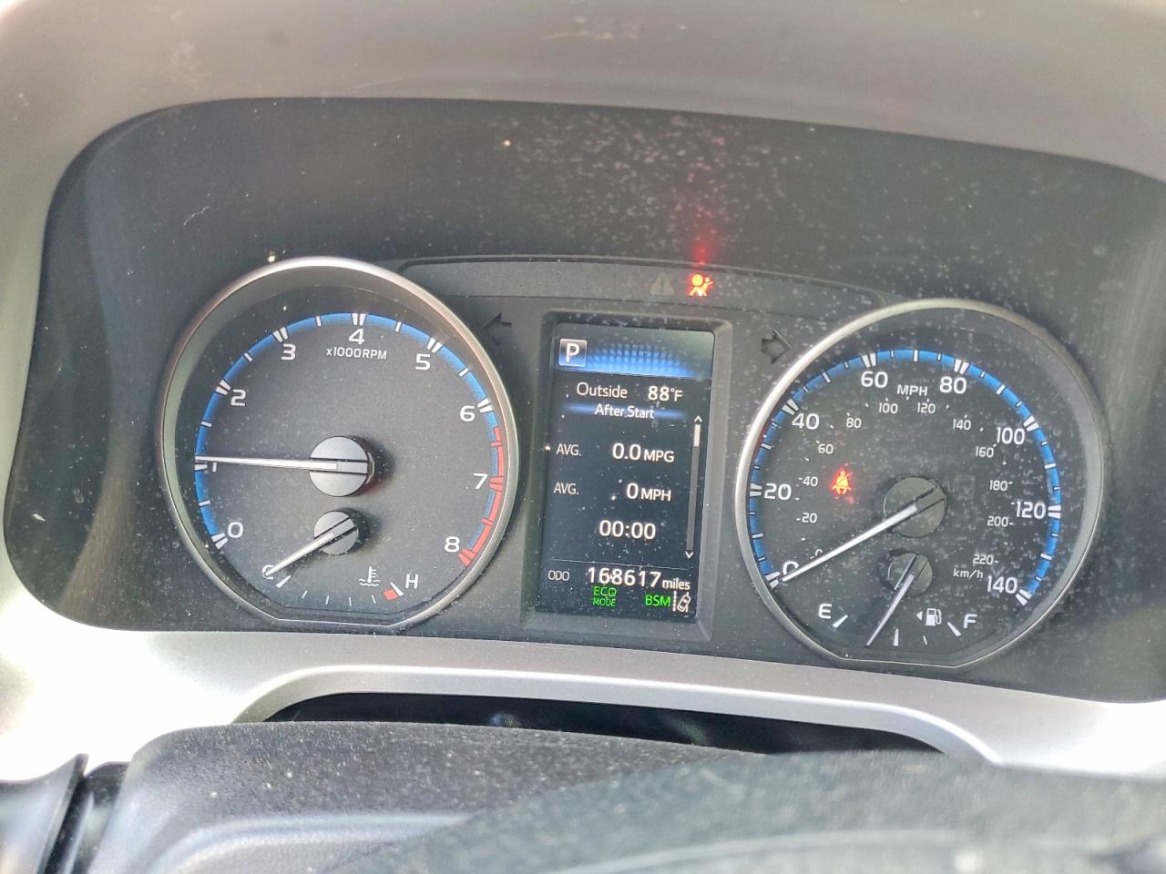 2018 TOYOTA RAV4 XLE photo 9