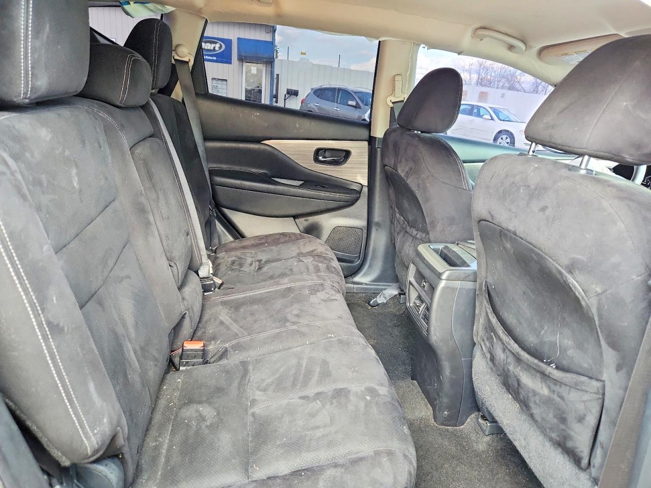 2017 NISSAN MURANO S photo 31