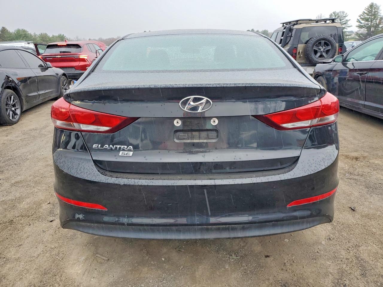 2018 HYUNDAI ELANTRA SE photo 6