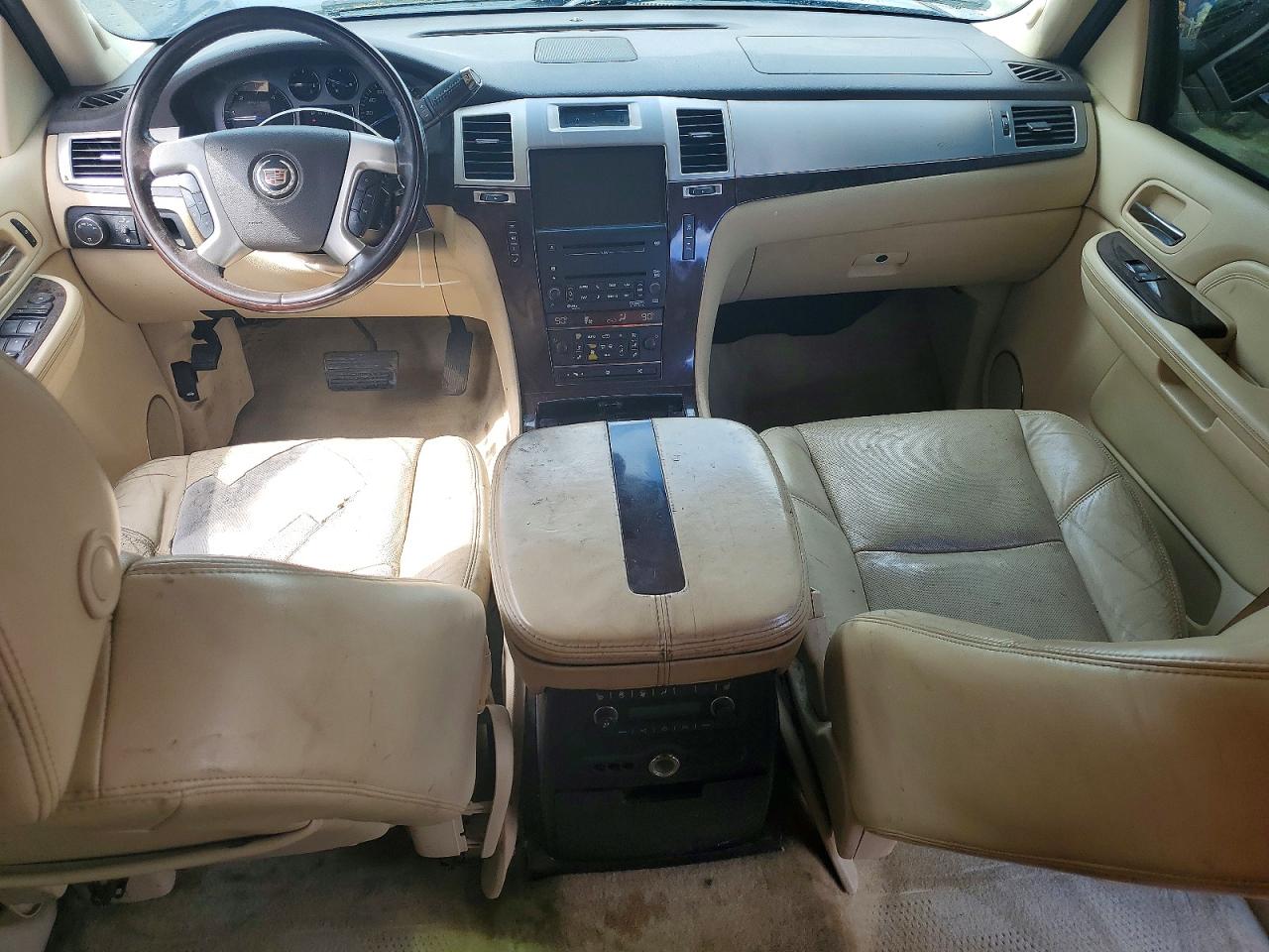 2008 CADILLAC ESCALADE LUXURY photo 8