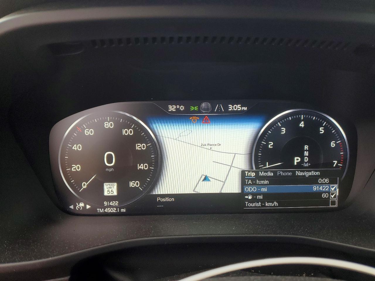 2021 VOLVO XC40 T5 R-DESIGN photo 9