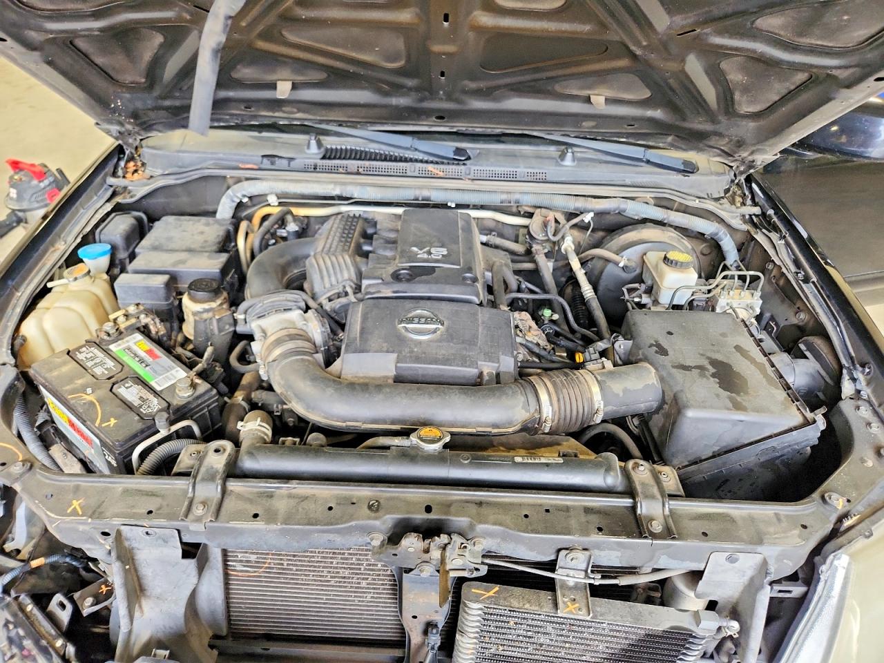 2011 NISSAN PATHFINDER S photo 23