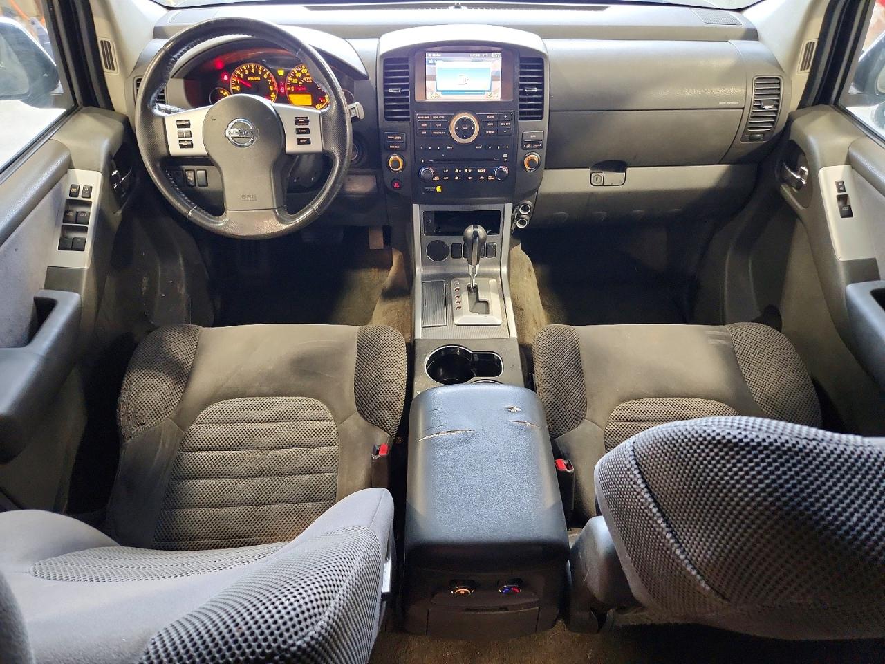2011 NISSAN PATHFINDER S photo 15