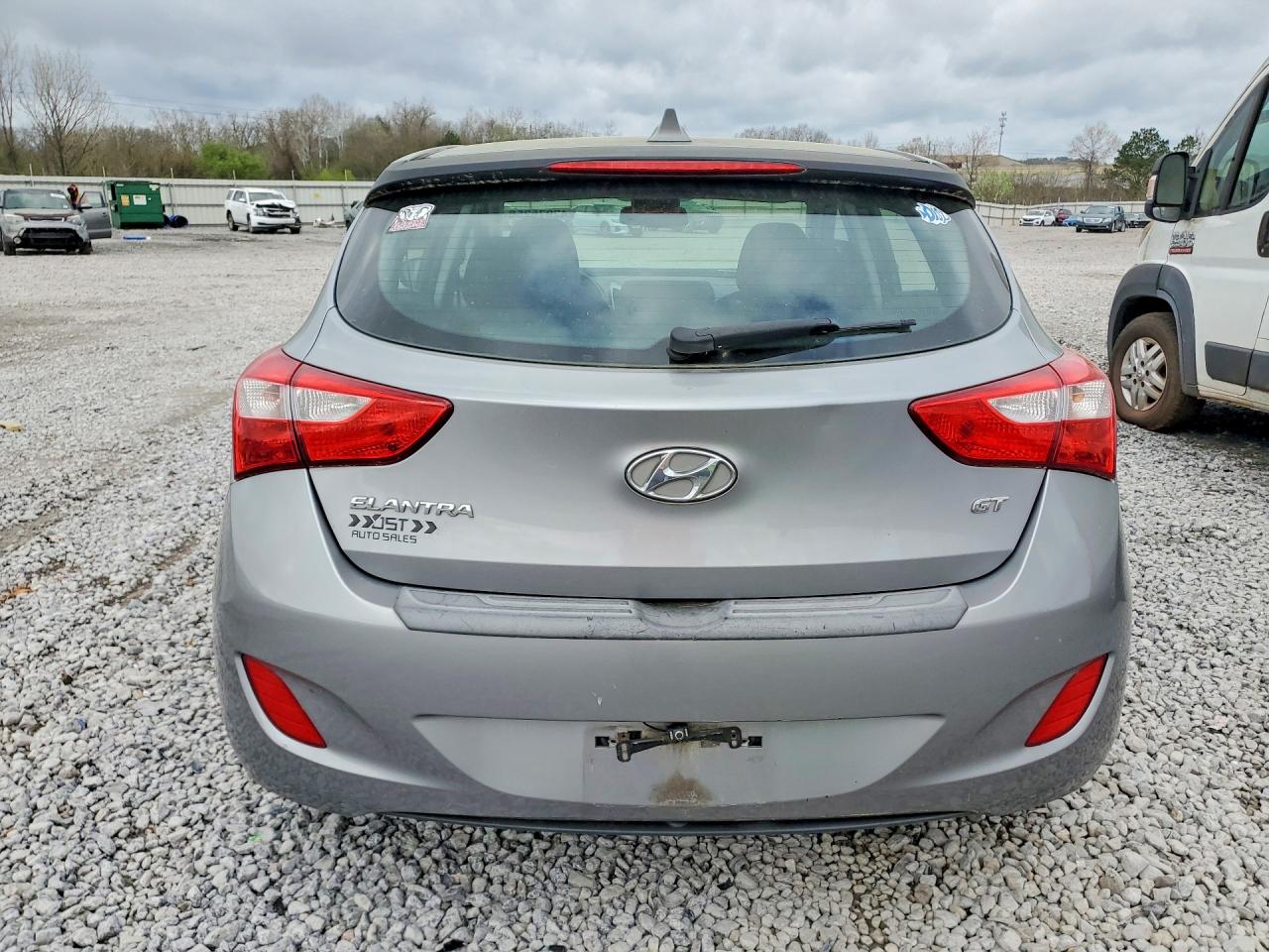 2013 HYUNDAI ELANTRA GT BASE photo 6