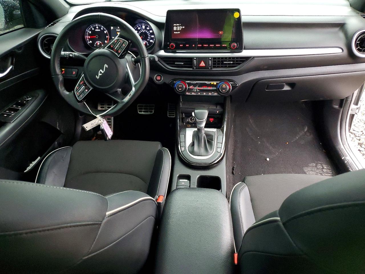 2024 KIA FORTE GT-LINE photo 15